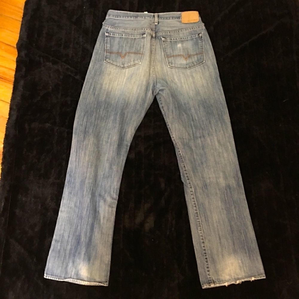 GUESS DISTRESSED DENIM  - Picture 3 of 7